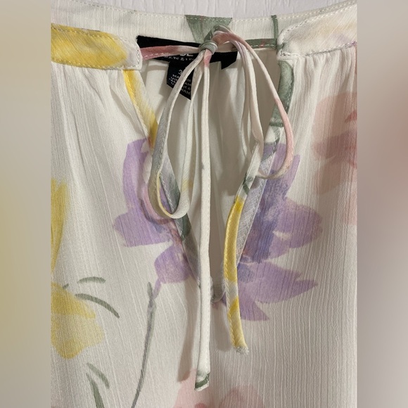 Jules & Leopold Floral Sheer Font Keyhole Tie Inner Liner Short Sleeve Blouse 3X - Picture 4 of 11